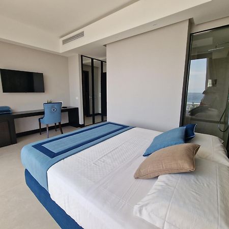 Ngonia Bay Boutique Hotel Милацо Екстериор снимка