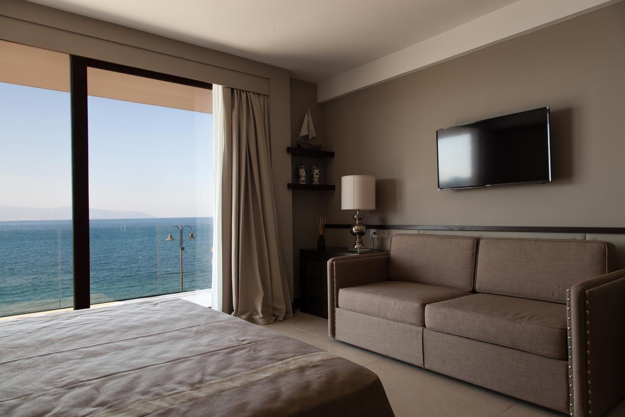 Ngonia Bay Boutique Hotel Милацо Екстериор снимка