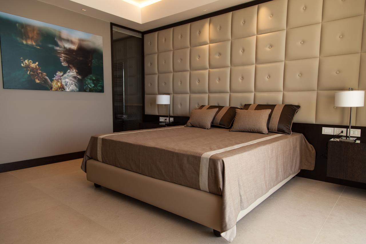 Ngonia Bay Boutique Hotel Милацо Екстериор снимка