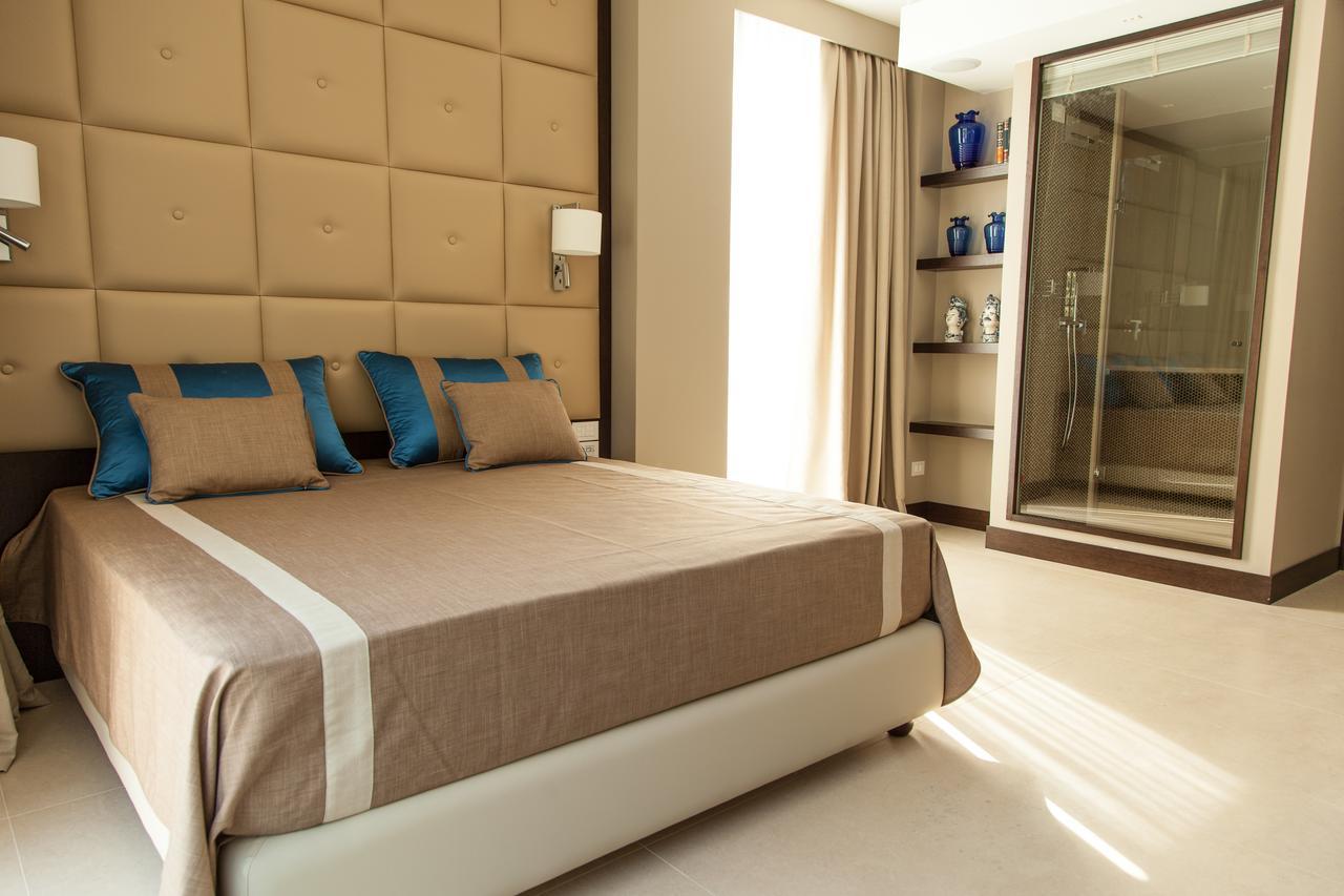 Ngonia Bay Boutique Hotel Милацо Екстериор снимка