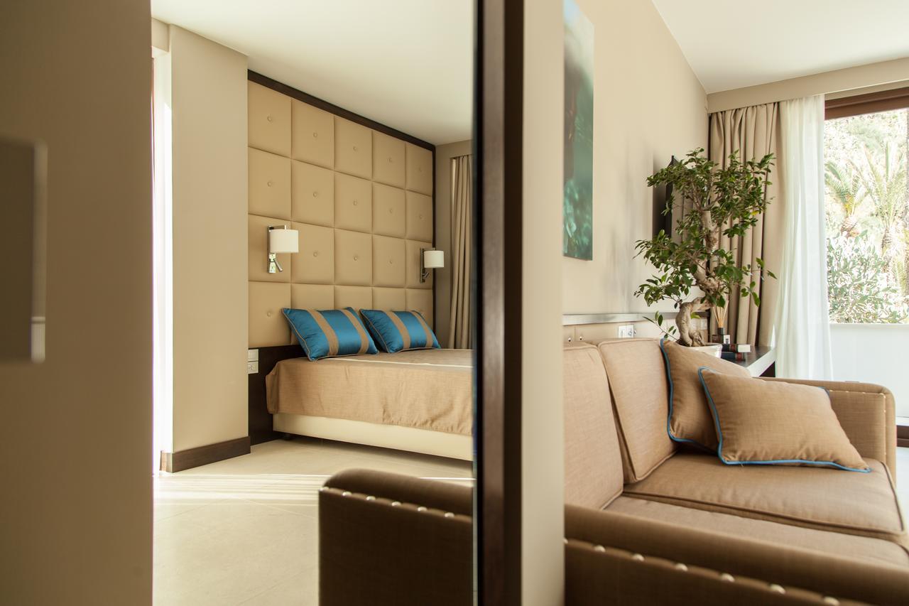 Ngonia Bay Boutique Hotel Милацо Екстериор снимка