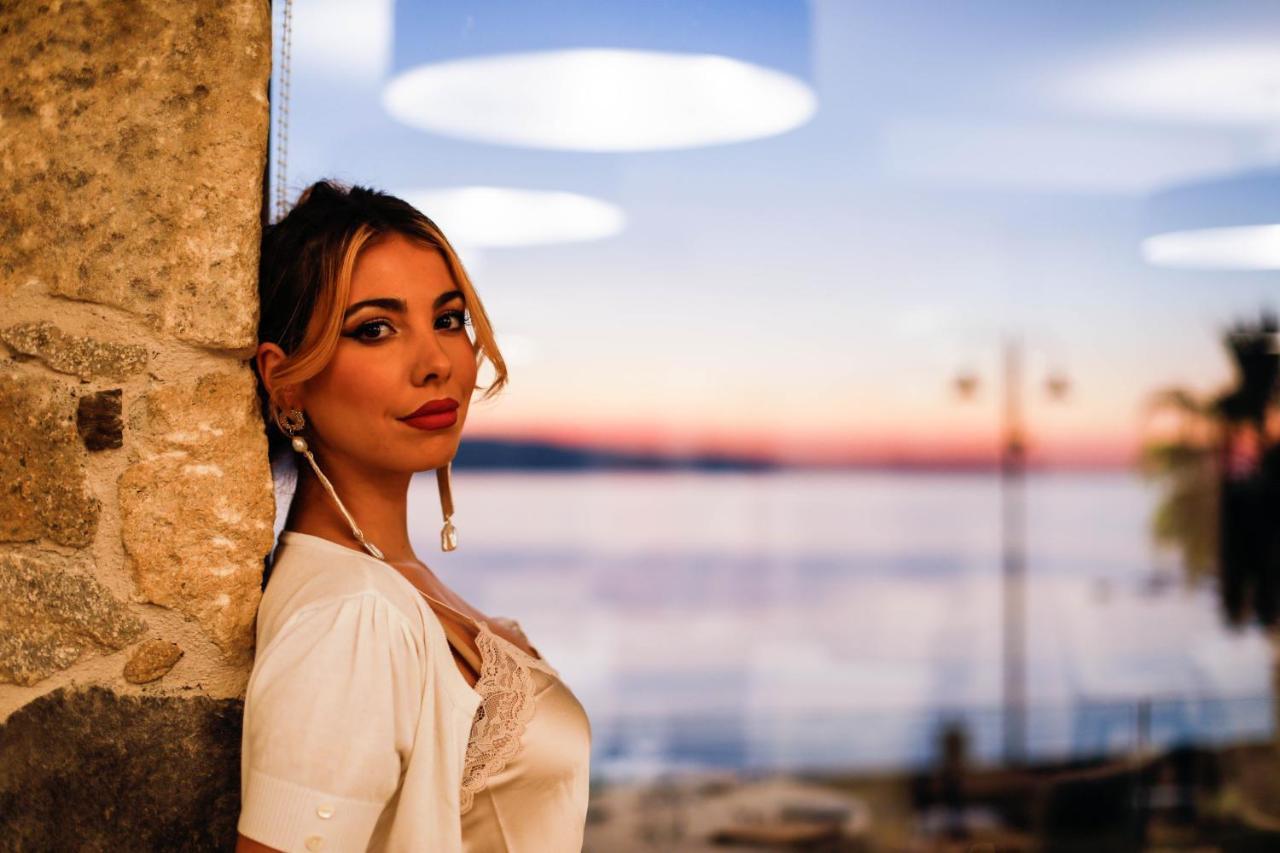 Ngonia Bay Boutique Hotel Милацо Екстериор снимка
