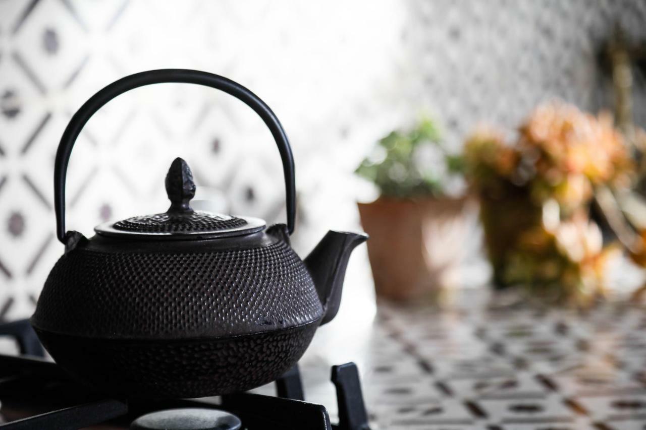 Ngonia Bay Boutique Hotel Милацо Екстериор снимка